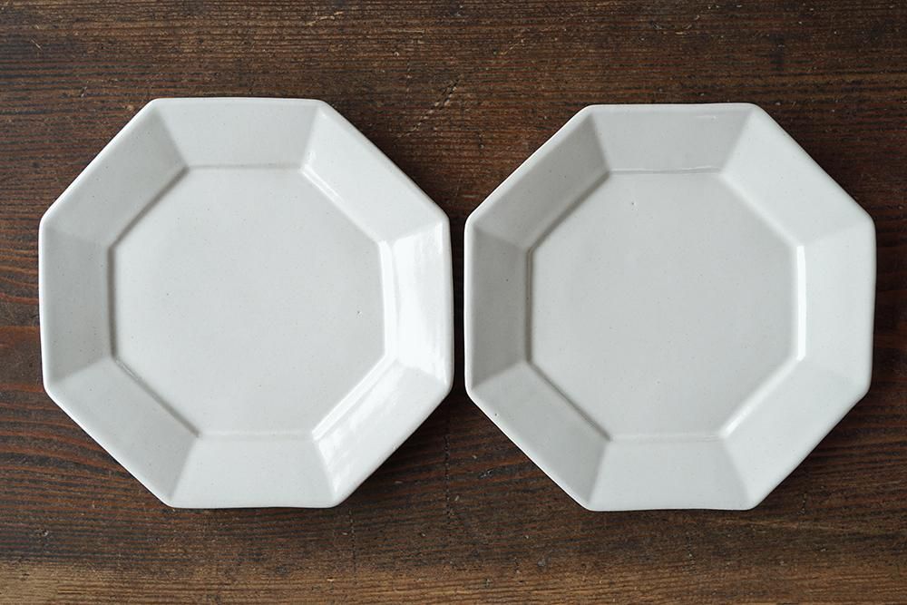 清朝末期の白菜蝶々寿皿、八角形