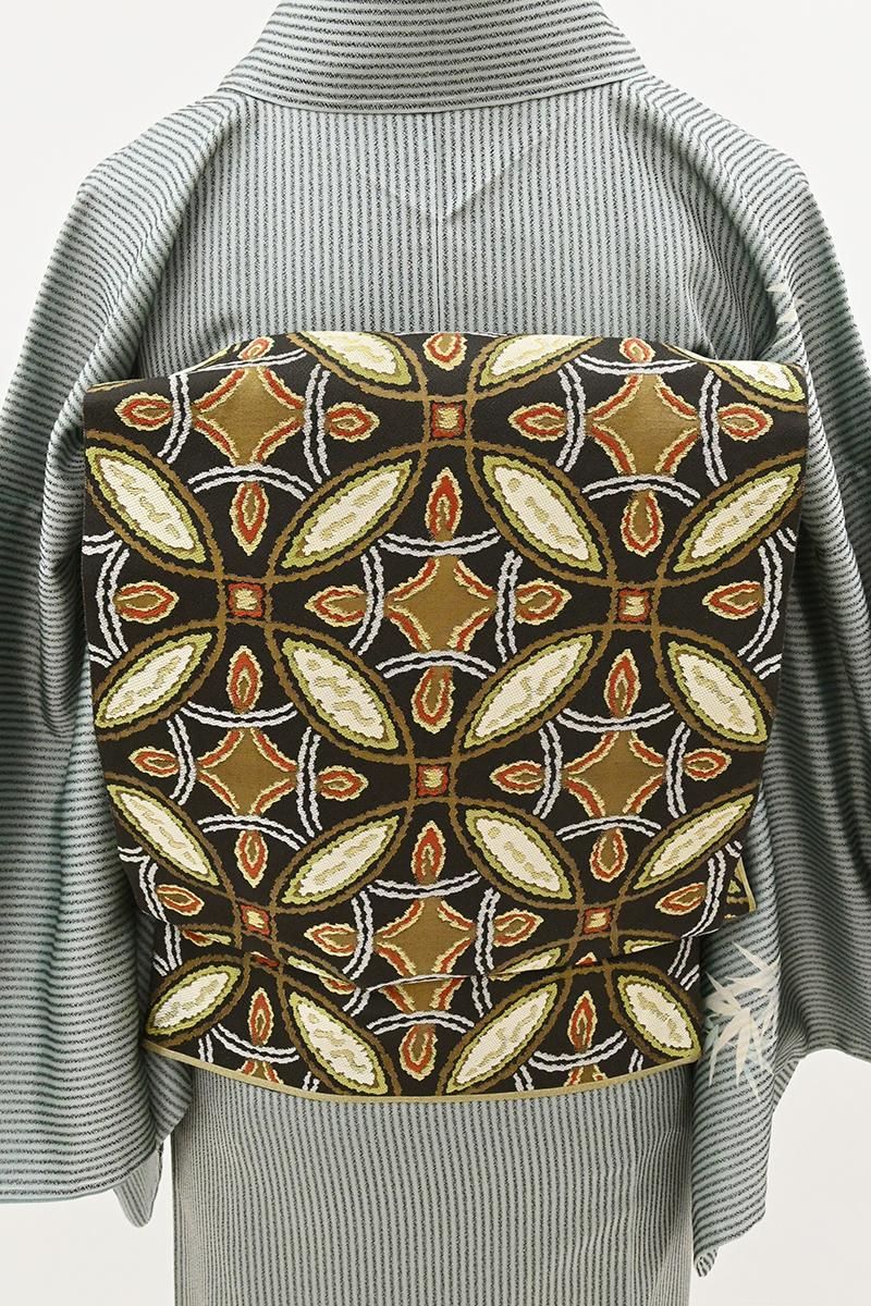 銀座【L-8689】西陣 本家加納製 袋帯 憲法黒茶色 七宝繋ぎ（落款入