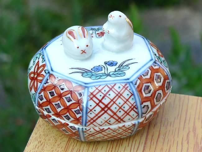 干支香合 花兎 - 京焼清水焼 松韻堂