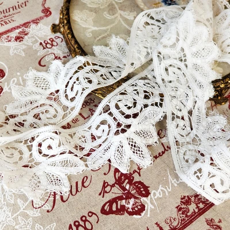 Vintage Paris ☆バテンレースロータス