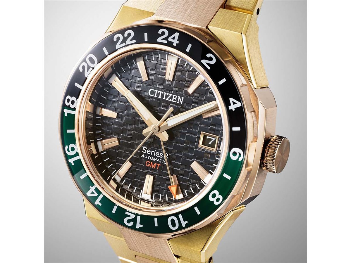 シチズン シリーズエイト、「880 Mechanical」からゴールドカラーの新