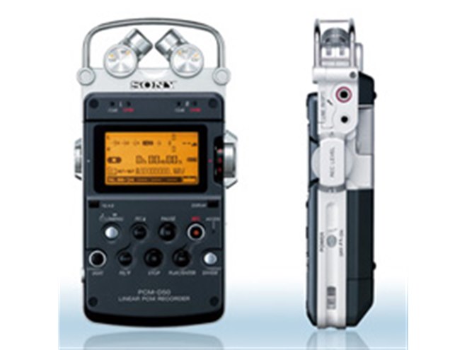 ソニー、可動式マイクのICレコーダー「PCM-D50」 - 価格.com