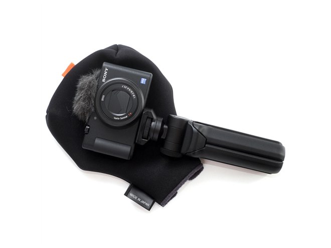 シューティンググリップ付きで収納できる「VLOGCAM ZV-1」向けカメラ