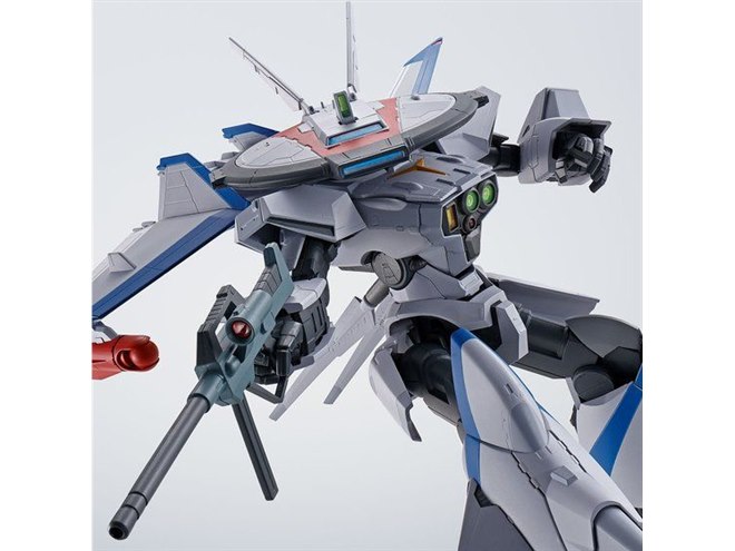 バンダイ、装甲展開ギミックを搭載した「HI-METAL R ドラグナー3