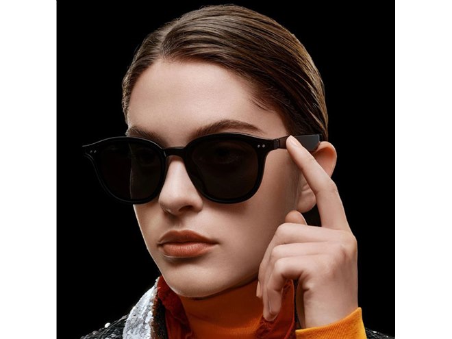 ファーウェイ×GENTLE MONSTERのスマートグラス、セミオープン