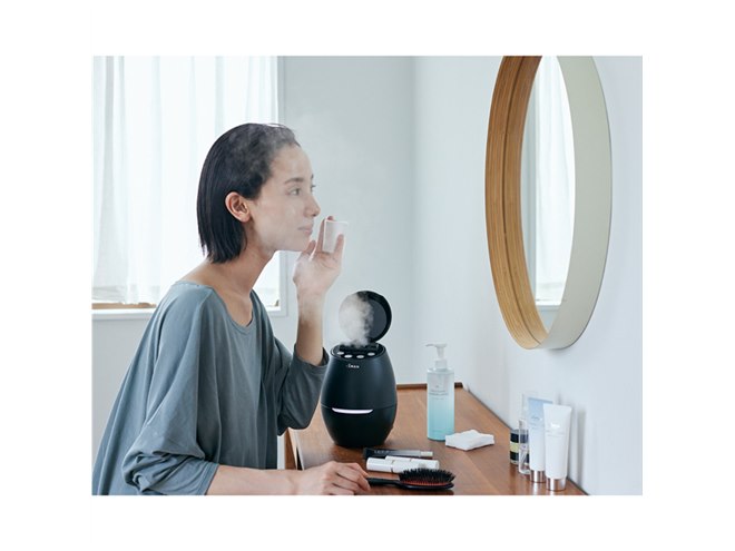 ヤーマン、最大8時間の使用に対応した毛穴ケアスチーマー「ブライト