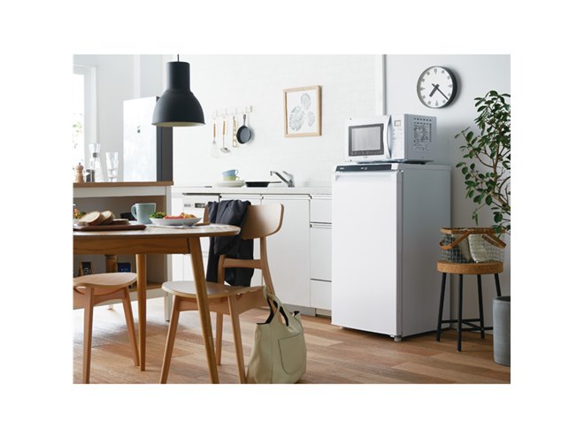 ハイアール、幅50cmとスリムでセカンド用に適した102L冷凍庫「JF