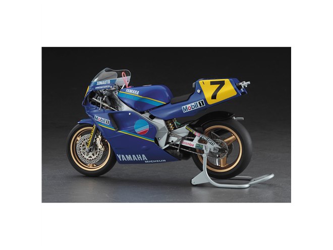 ハセガワ、クリスチャン・サロンの1988年「ヤマハ YZR500」が1/12