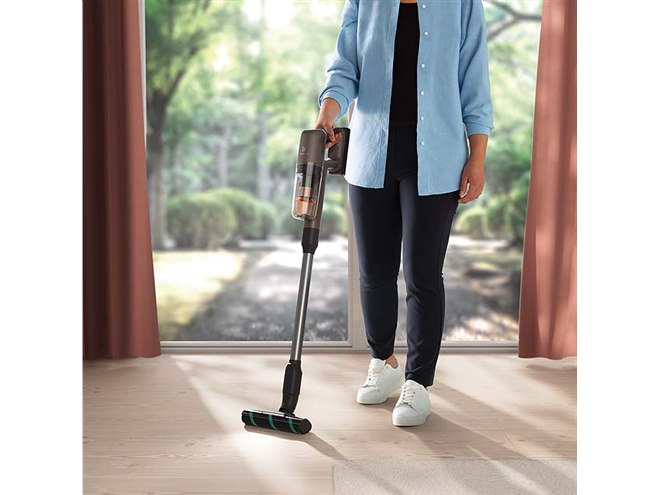 エレクトロラックス、1.9kgのコードレス掃除機「UltimateHome 700