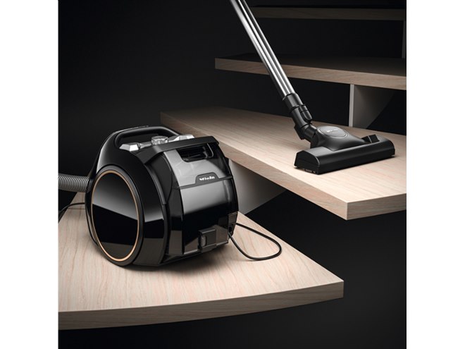 ミーレ、最大時速100kmの気流で「高い掃除性能を実現する