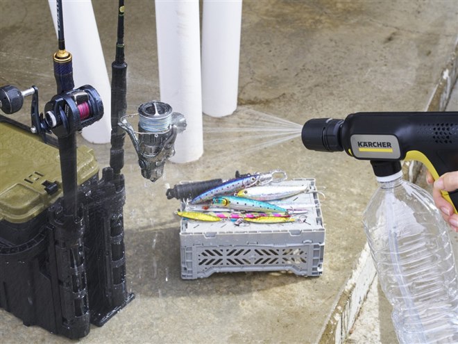 外出先でも手軽に高圧洗浄できるケルヒャー「OC Handy Compact