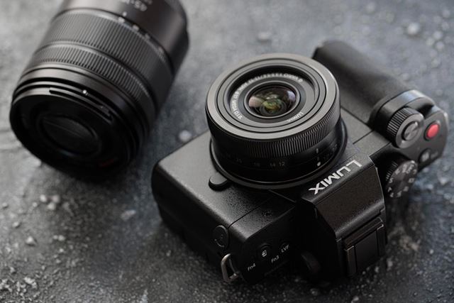 パナソニック LUMIX DC-G100DV トライポッドグリップキット 価格比較