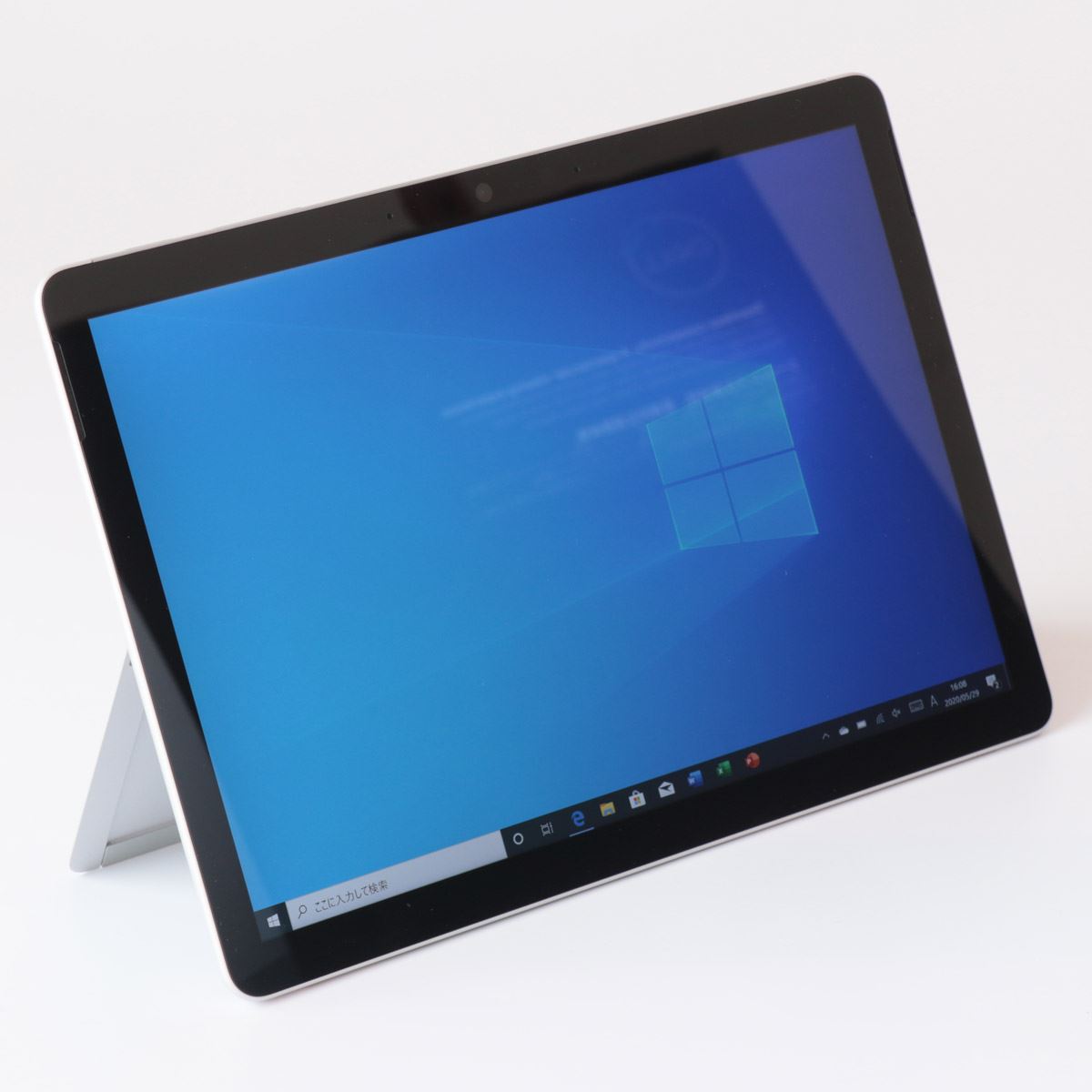 小学生がちょっとうらやましい！ 画面が少し大きくなった「Surface Go