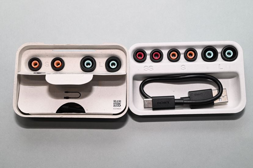 WF-1000XM5 本体及び付属品 ソニー「WF-1000XM5」ついに発表！ 小型