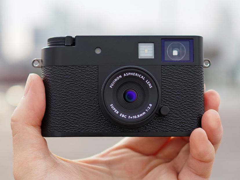 FUJIFILM X Half ブラックSDカード付き FUJIFILM X Half ブラック SD