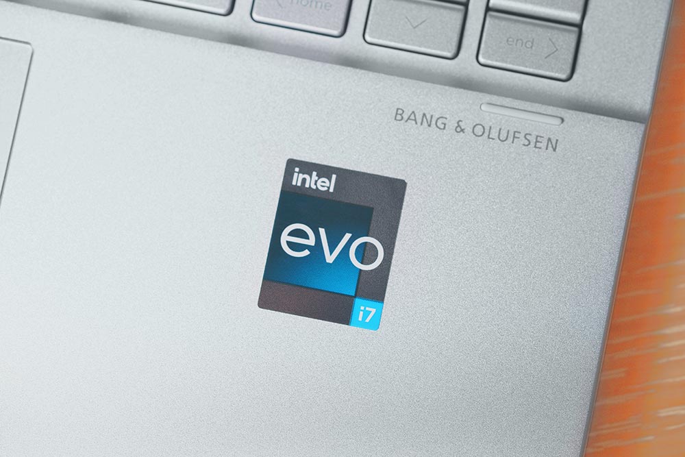 価格.com - [PR企画]「HP ENVY x360 13」今どきの新定番