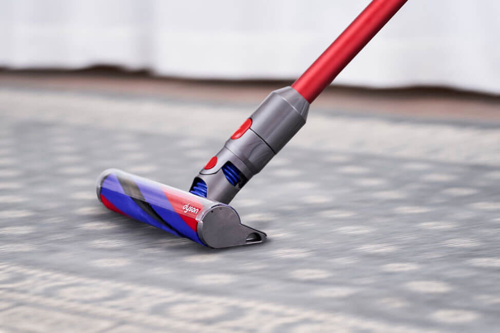 使いやすいは使いたいに｜Dyson V8 Slim Fluffy+｜価格.com