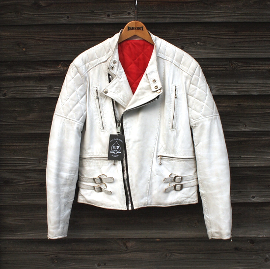 白 ホワイト レザー ライダース ロンジャン イギリス イングランド