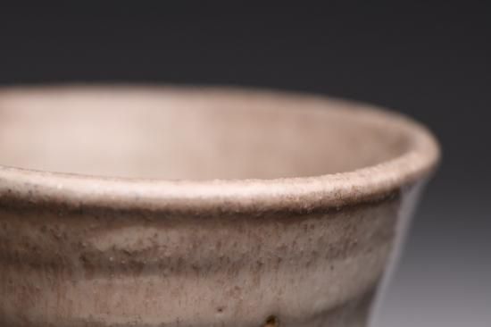 西岡小十 斑唐津 ぐい呑み 西岡小十 絵唐津ぐい呑 - 古好屋