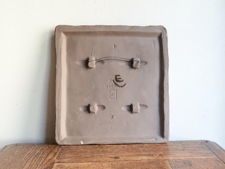 アンティークインドの少年陶器製 ウォールデコレーション 極美品