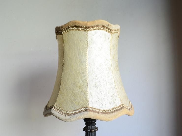 ヴィンテージ レザーシェード付 テーブルランプ（H37cm