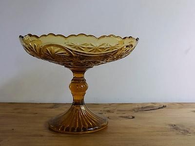 アンバーガラス カット細工コンポート／飾り鉢 アンバーガラス