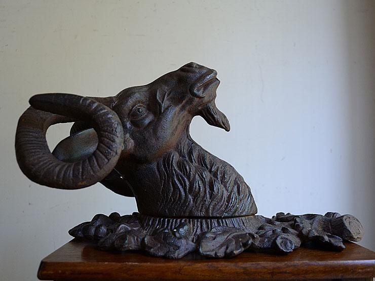 アイアン羊モチーフ ウォールデコレーション｜アンティーク家具