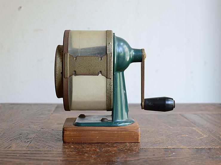 ヴィンテージ ペンシルシャープナー（鉛筆削り）｜アンティーク雑貨