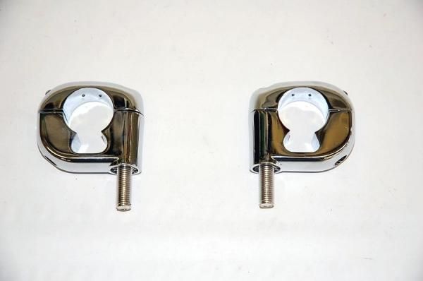 ホンダハンドルクランプウィンカーC72 、C92