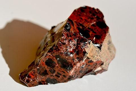 値下げしました、紅十勝石 オブシディアン 原石 鉱物天然石 国産鉱物