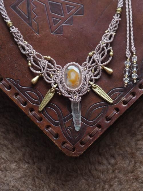 マクラメ編みネックレス カーネリアン＆ヒマラヤ水晶（インド