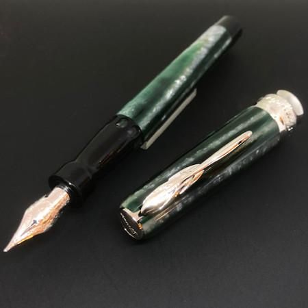 ピナイダー 万年筆 限定品 ラ・グランデ ベレッツァ アルコ グリーン