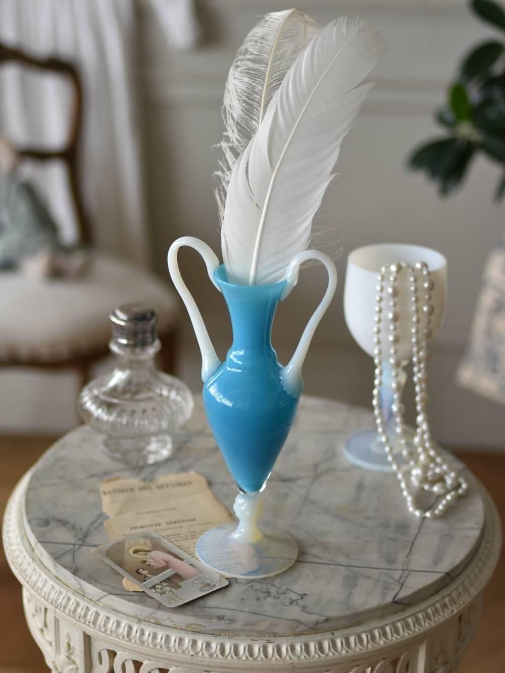 アンティーク オパリン グラス ブルーフラワーベース フランス