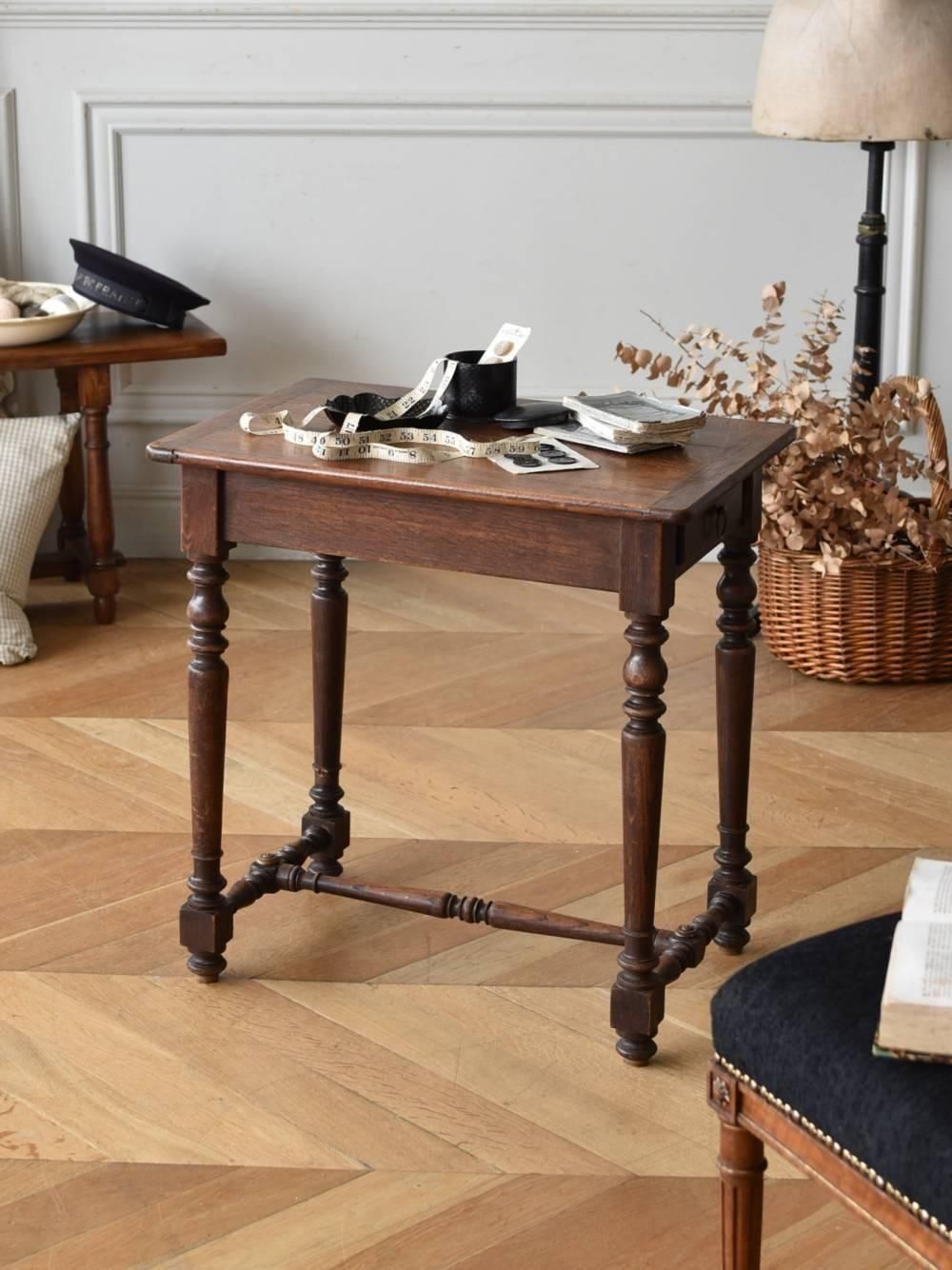フレンチサイドテーブル.19 フランスアンティーク家具 花台 コーヒー