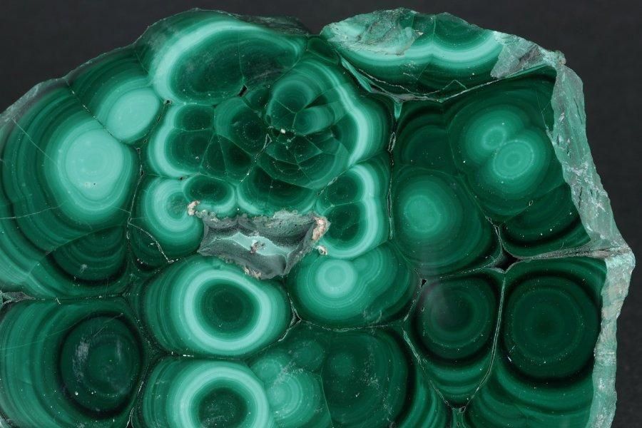 マラカイト (孔雀石) 原石 二面磨き 99g｜天然石 原石 通販キラリ石