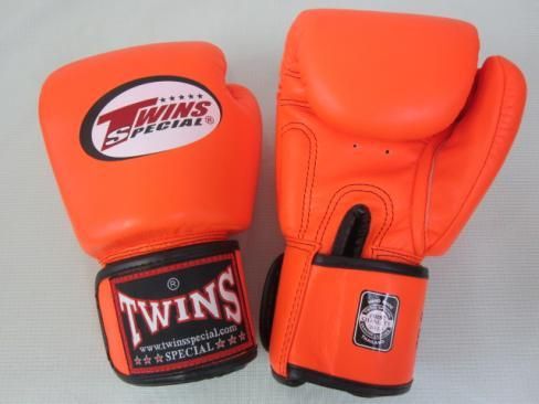 TWINS ツインズ ボクシンググローブ 14oz 本革製 送料込 - 東京