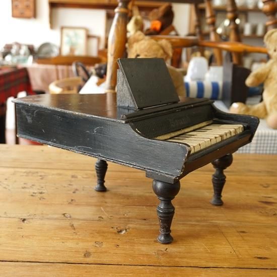 フランス アンティーク ピアノ フランス アンティーク シックな大人の