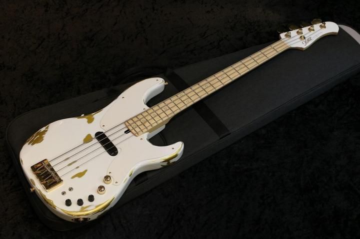 エレキベース - Xotique Online Store