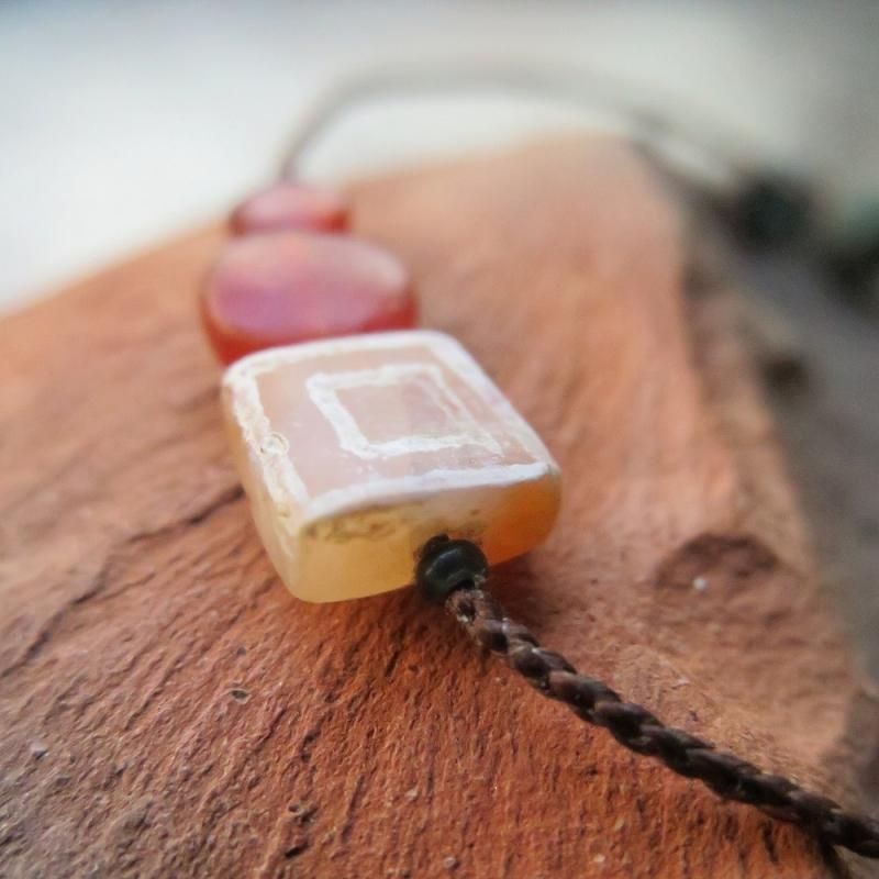 エッチドカーネリアン 角 ＆ 古代カーネリアン 丸 ＋ インド