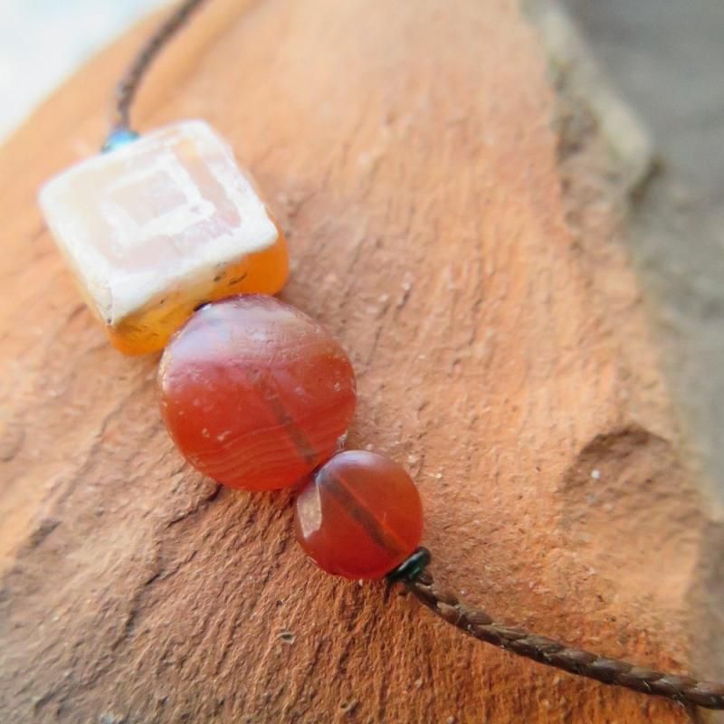 エッチドカーネリアン 角 ＆ 古代カーネリアン 丸 ＋ インド