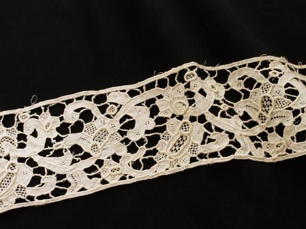 ヴェネツィアンレース - 西洋骨董・アンティーク レース・ドール