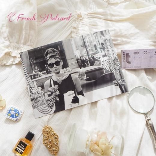 フレンチ ポストカード オードリー・ヘップバーン ティファニーで朝食