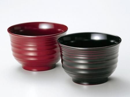 彩波 睦美椀 溜内黒・朱 1組 - 鷹休漆器店〈越中富山 伝統の魚津漆器