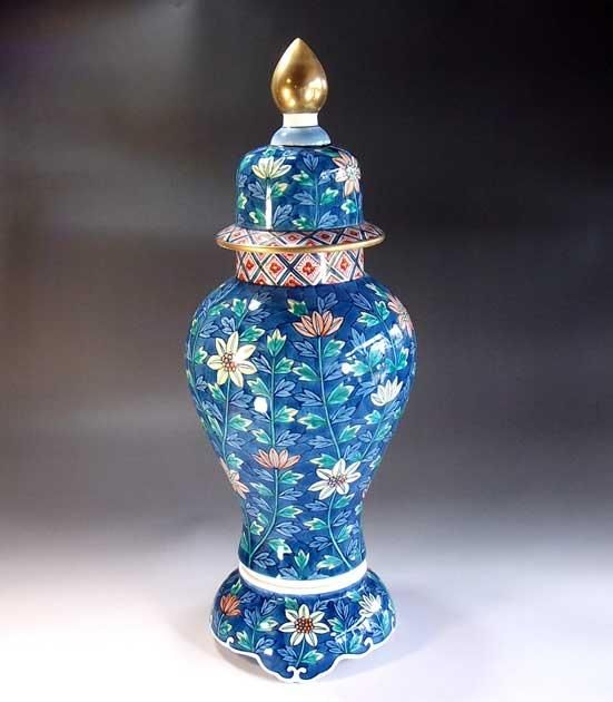 江戸時代、元禄、染錦、沈香壺。箱付き、 江戸時代、元禄、染錦、沈香