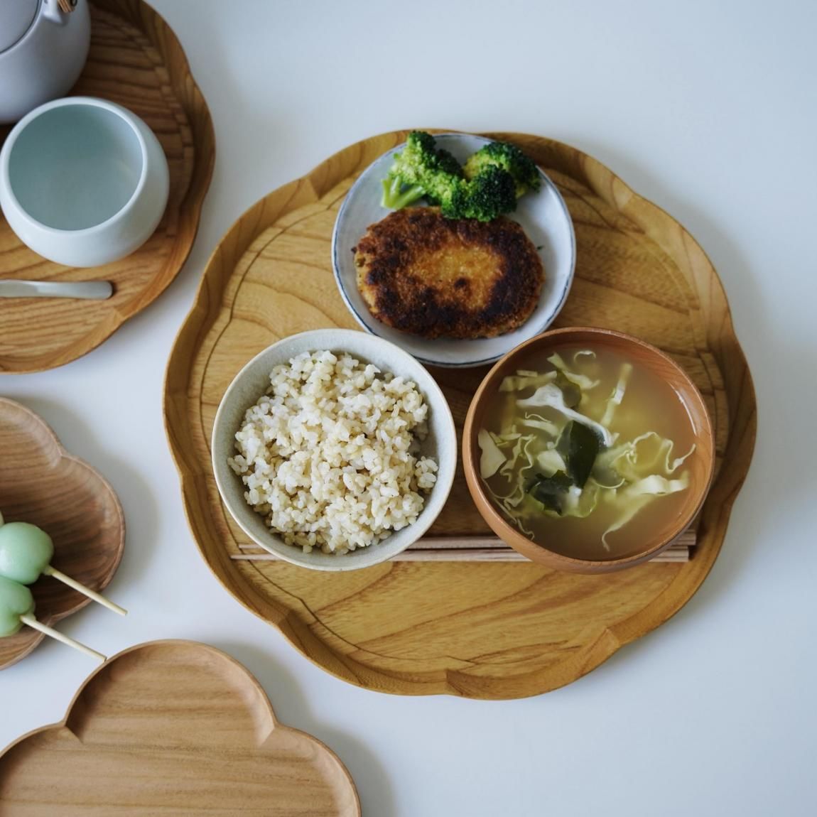 四十沢木材工芸 / 輪花盆 りんかぼん | ケヤキ | 木製トレー お盆［全3