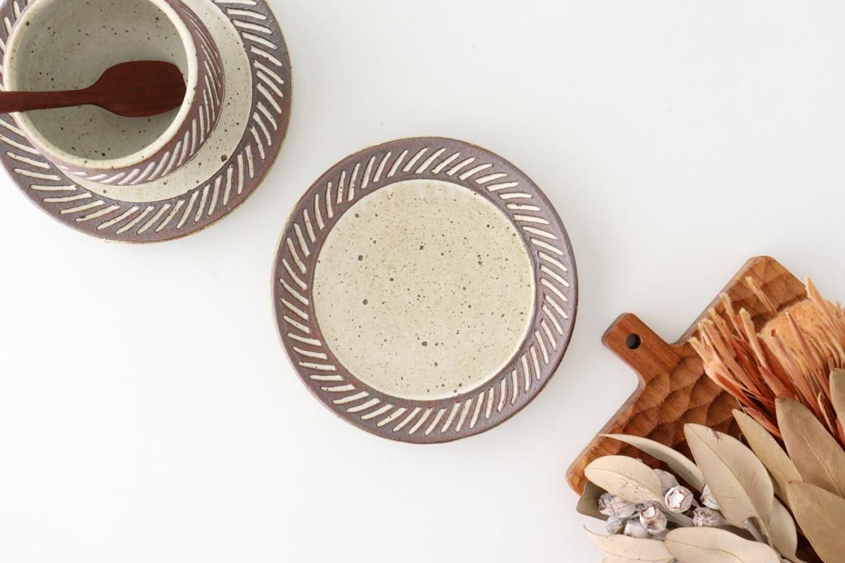 5寸皿｜ナナメしのぎ｜陶器｜tomaru｜信楽焼｜和食器通販｜うちる｜和