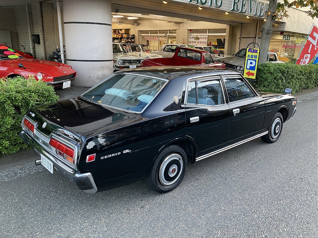 日産 セドリック4ドアセダン 2000GL(S52年式,4.8万km) | FLEX