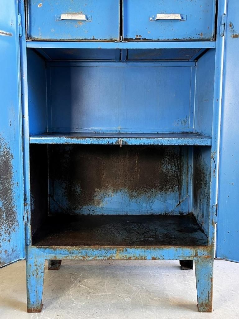 ヴィンテージ インダストリアル スチール キャビネット - アンティーク