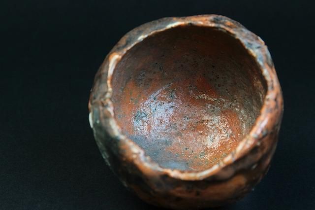 谷本 貴 「 赤酒呑 」 酒器 旅茶碗 - レトロ ＆アート空間 「 古美術