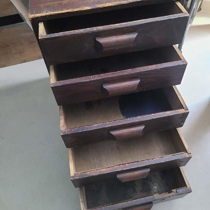 アンティーク 小引き出し 5段 ハンドル 金×黒 小箪笥 収納 古道具